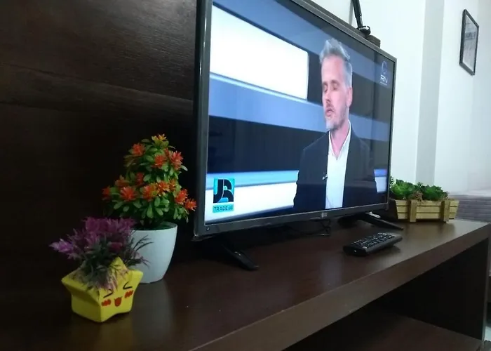 Apartamento 500 Metros Da Praia, Perto Do Shopping Atlantico