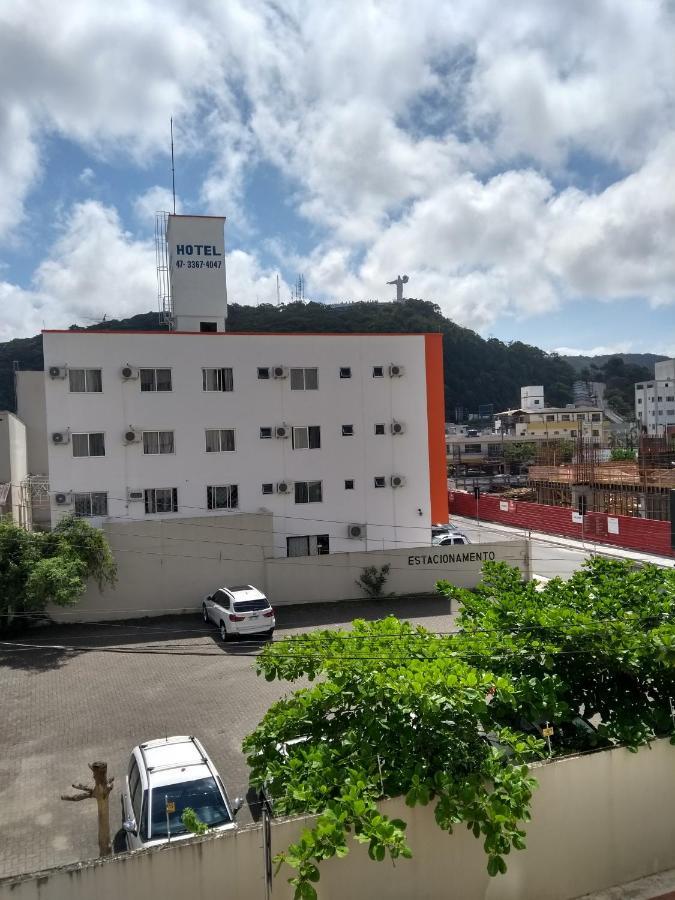 500 Metros Da Praia, Perto Do Shopping Atlantico